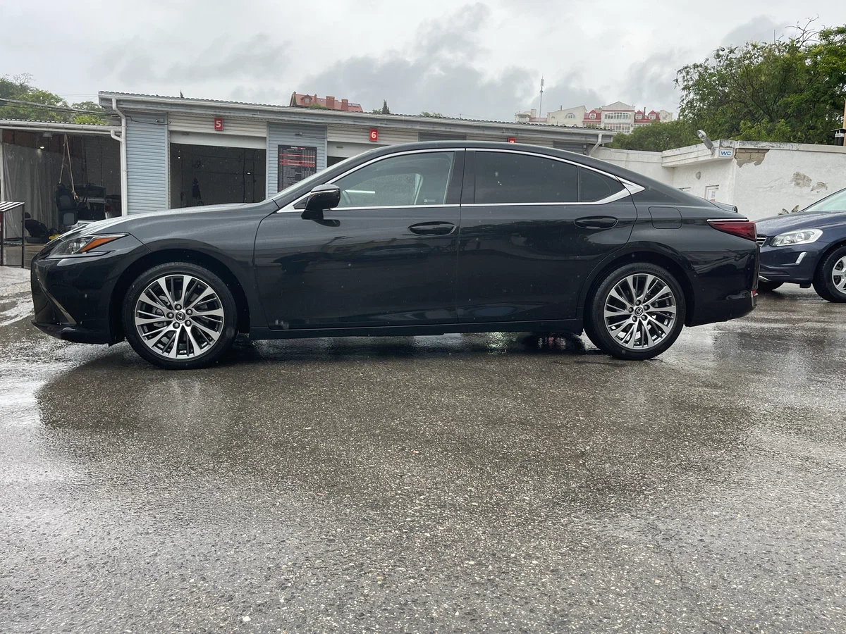 Аренда Lexus ES